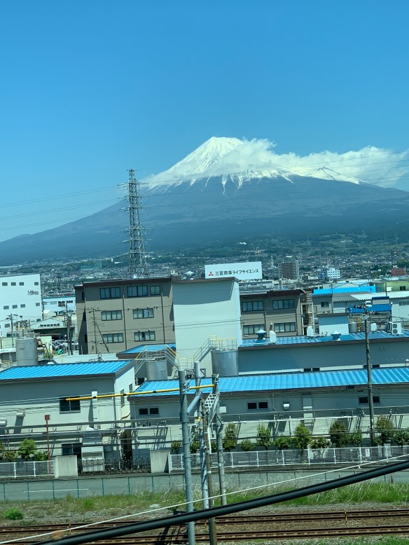 70999E50-0FC3-42AD-8060-614A235DD2F9